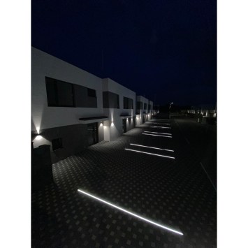 LED pochôdzny chodníkový hliníkový profil XC37, strieborný, 26x20mm obrazok-2